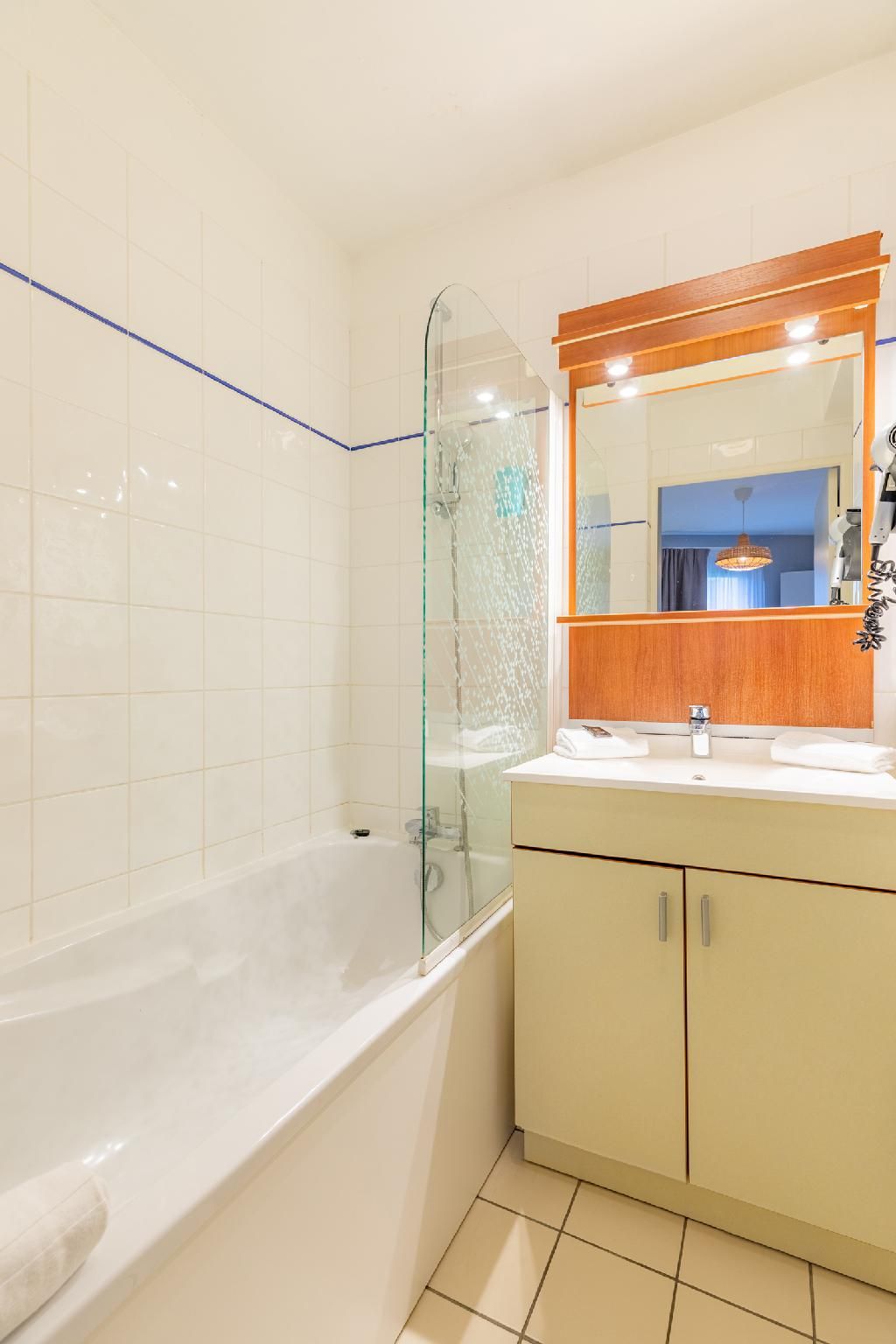 Appart'City Classic Caen One Bedroom Apartment 2