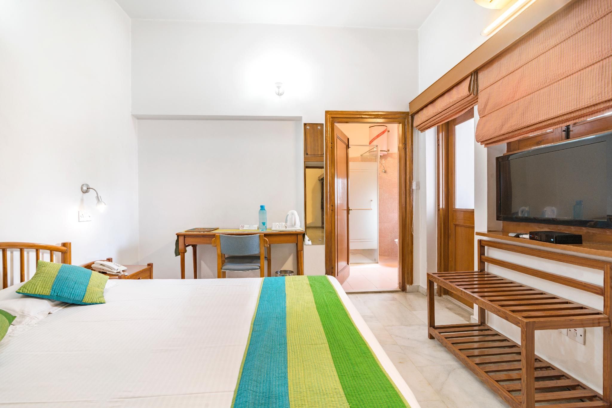 Queen Room with Balcony