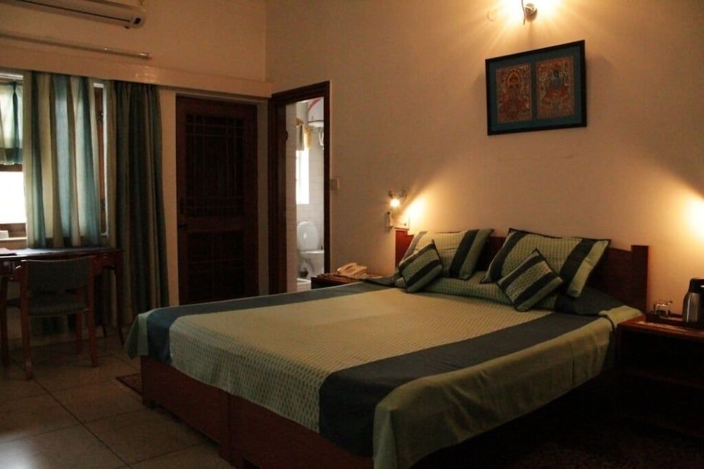 Girisadan - A City Centre Boutique Hotel Superior Deluxe Double Room with Terrace 3