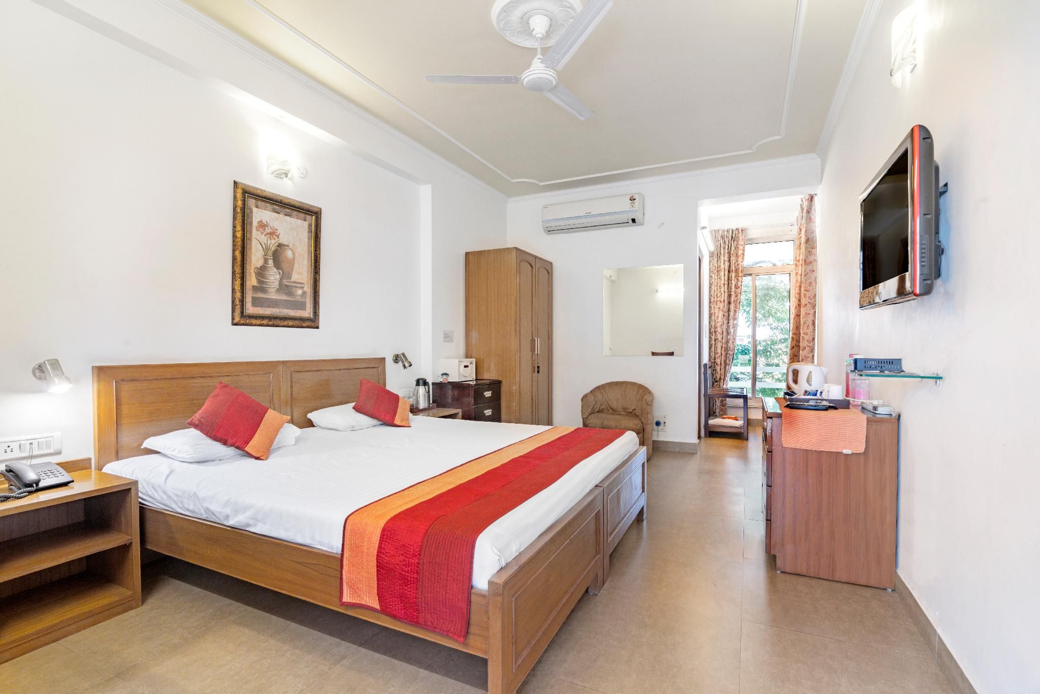 Superior Room with Terrace