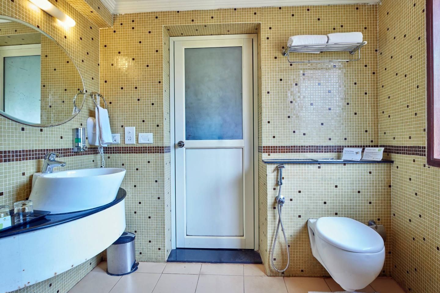 Superior Room Poovar 