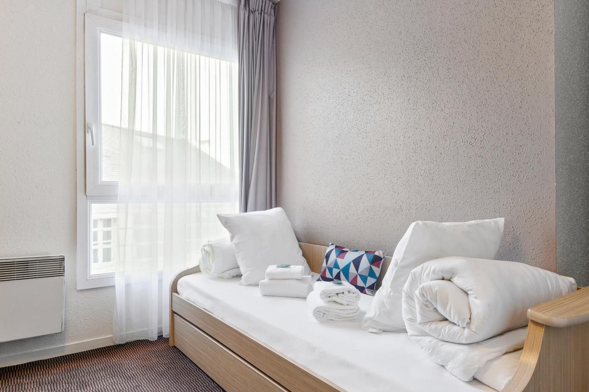 One Bedroom Apartment