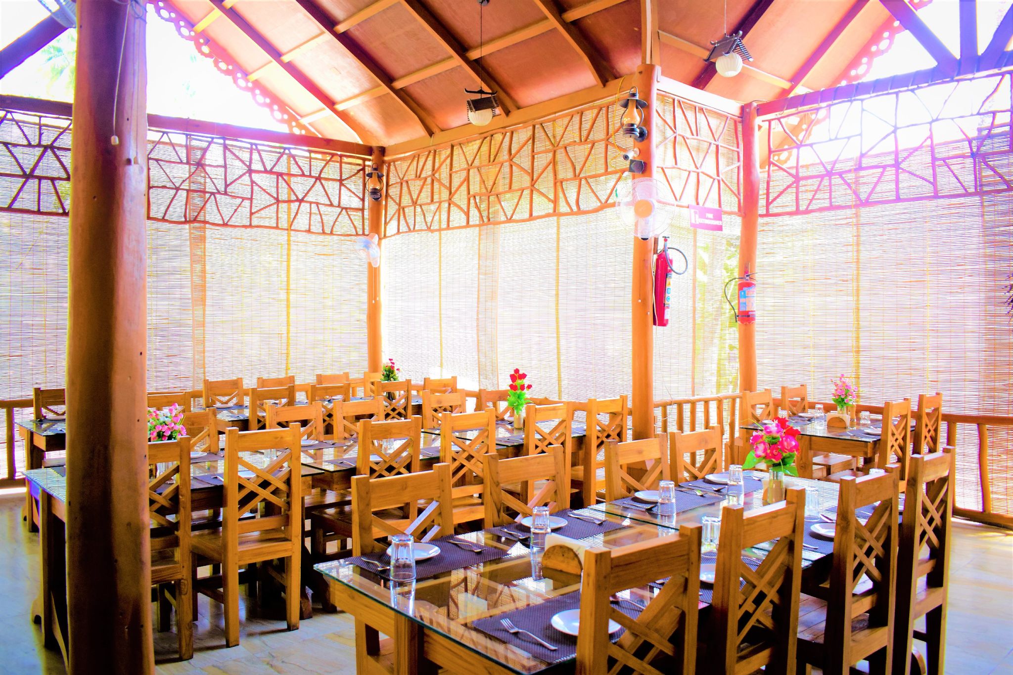Food & Dining