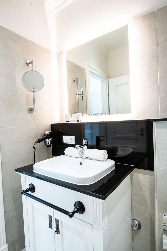 Hotel IV Jahreszeiten Kühlungsborn Standard Double Room 3