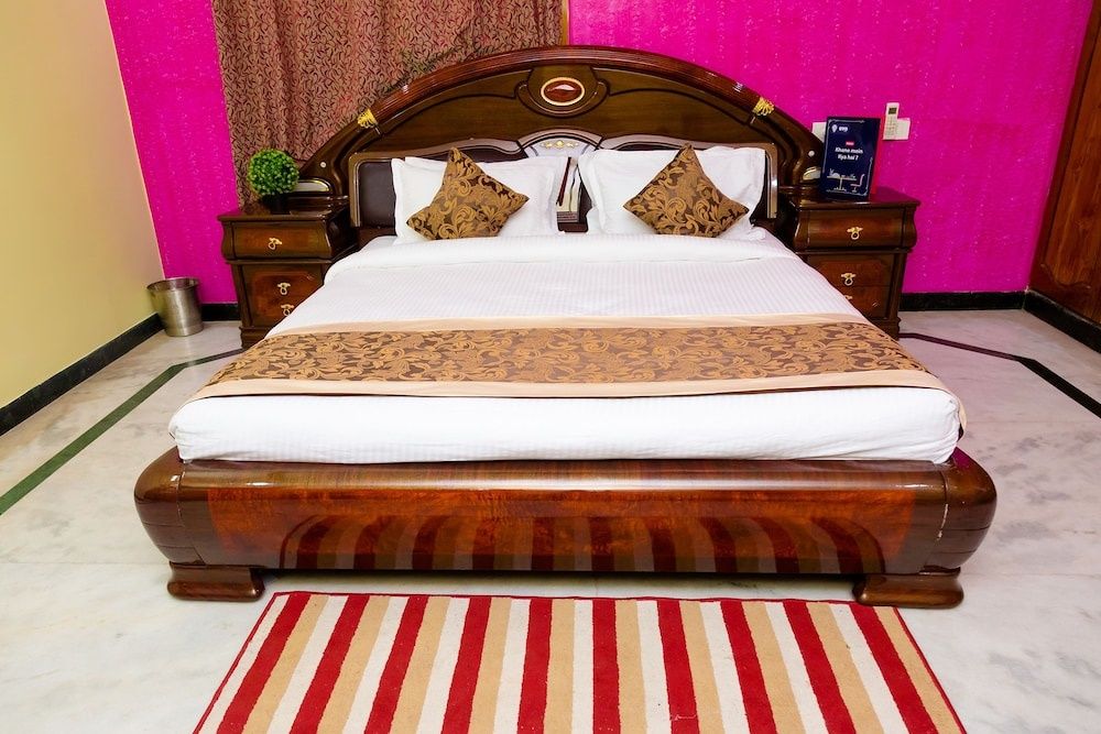 OYO 9054 Velaga Inn Double or Twin Room 4