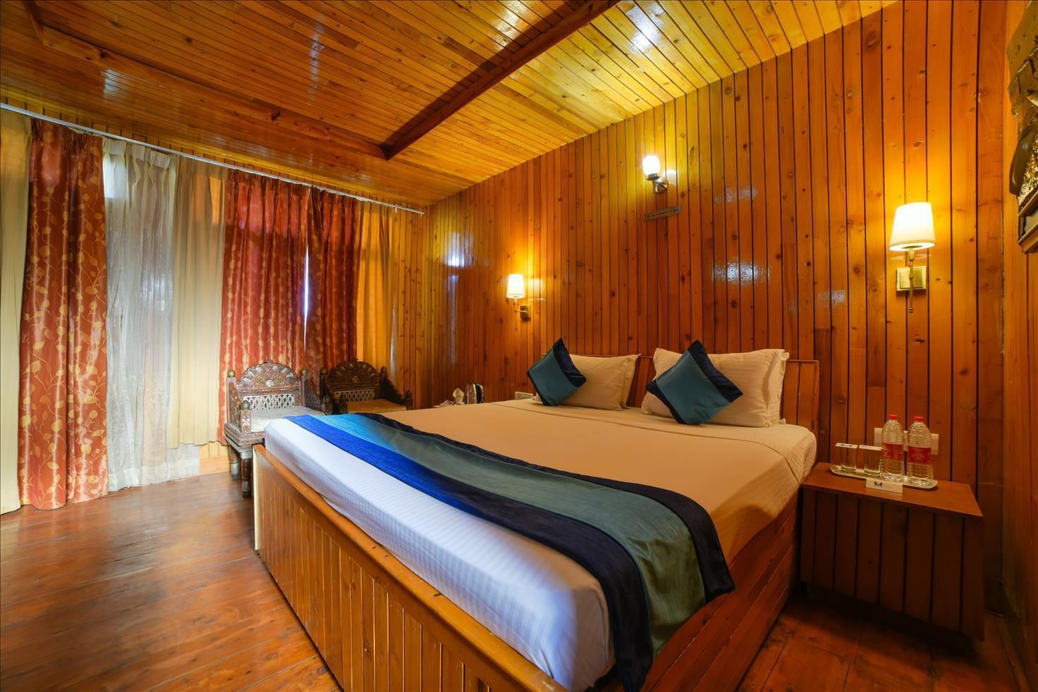 Wood Suite