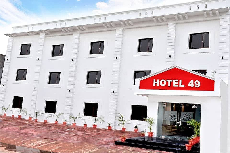 undefined Hotel 49 8