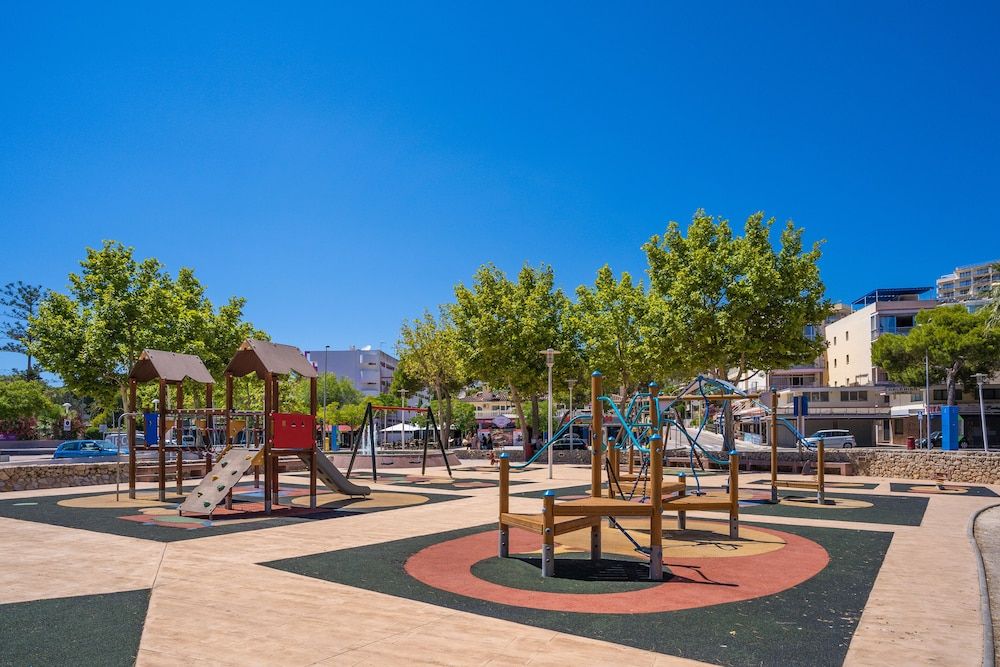 Children's Play Area