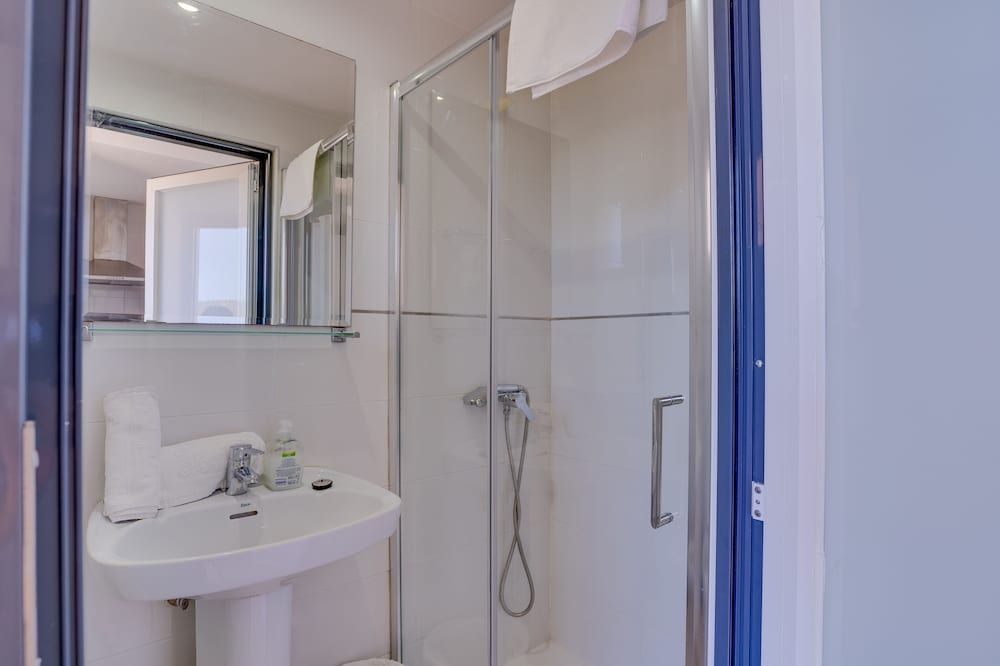 Las Palomas Apartments Econotels Studio, Sea View 8