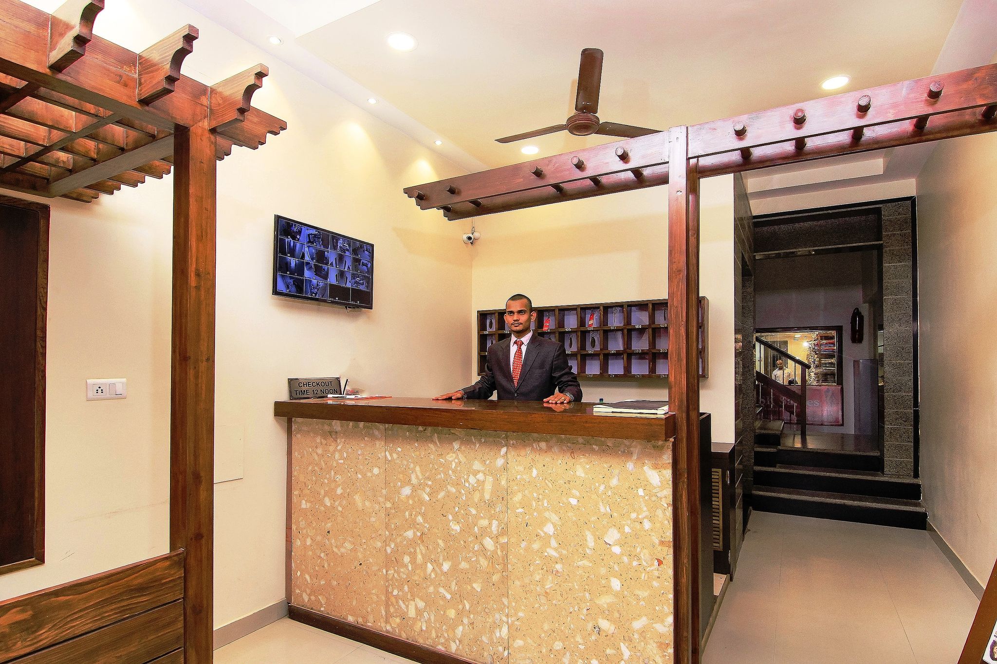 undefined Hotel R B International 2