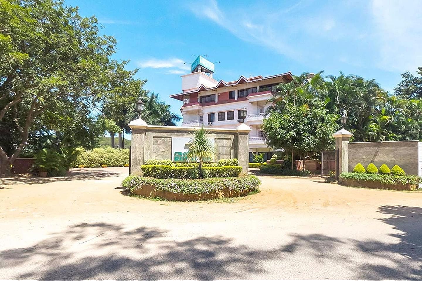 undefined Royal Inn 10
