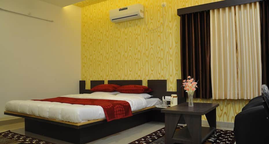 undefined Hotel Om Executive 7