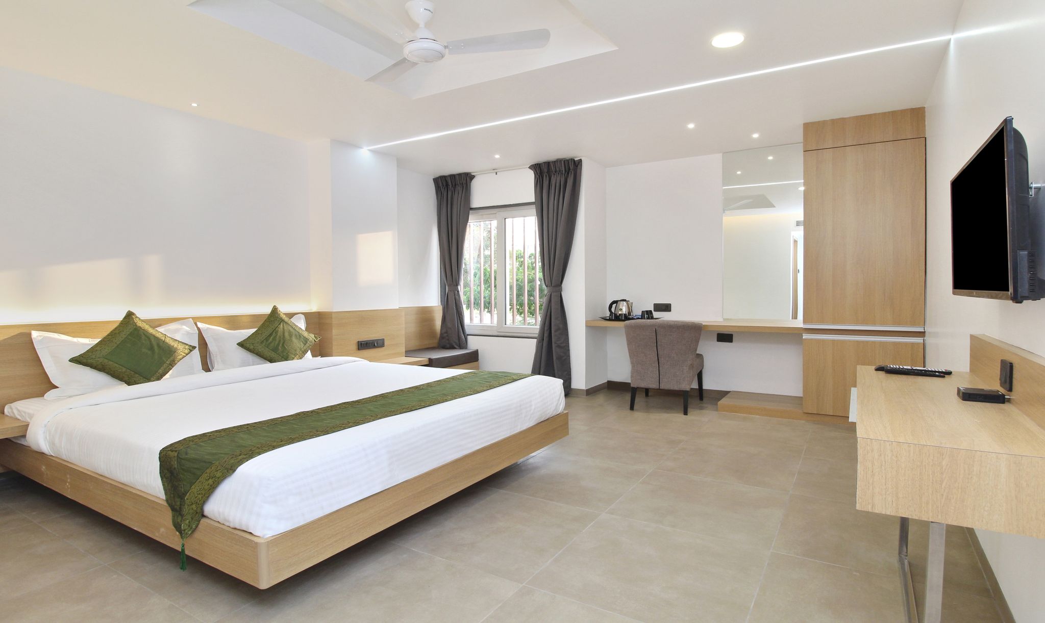 Treebo City Inn Satara Deluxe Double Room 19