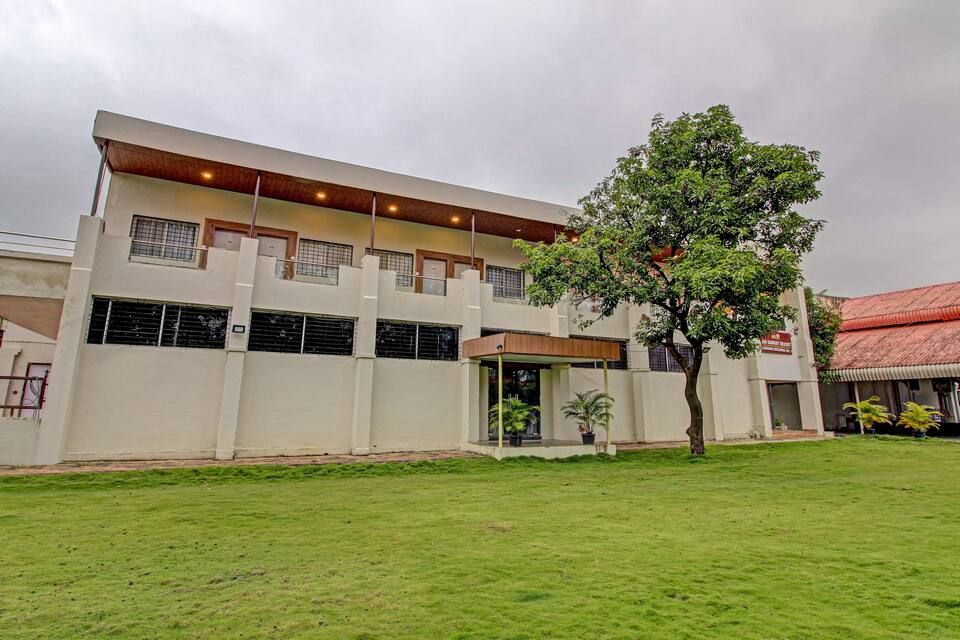 undefined Treebo Sai Samrat Resort Satara 8