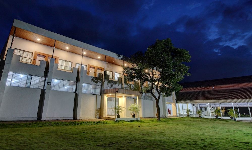 undefined Treebo Sai Samrat Resort Satara