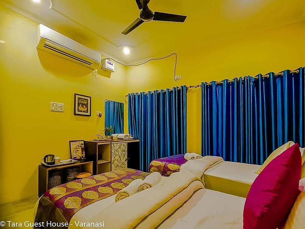 Tara Guest House Superior Twin Room City View and one way complimentary airport pick up 7