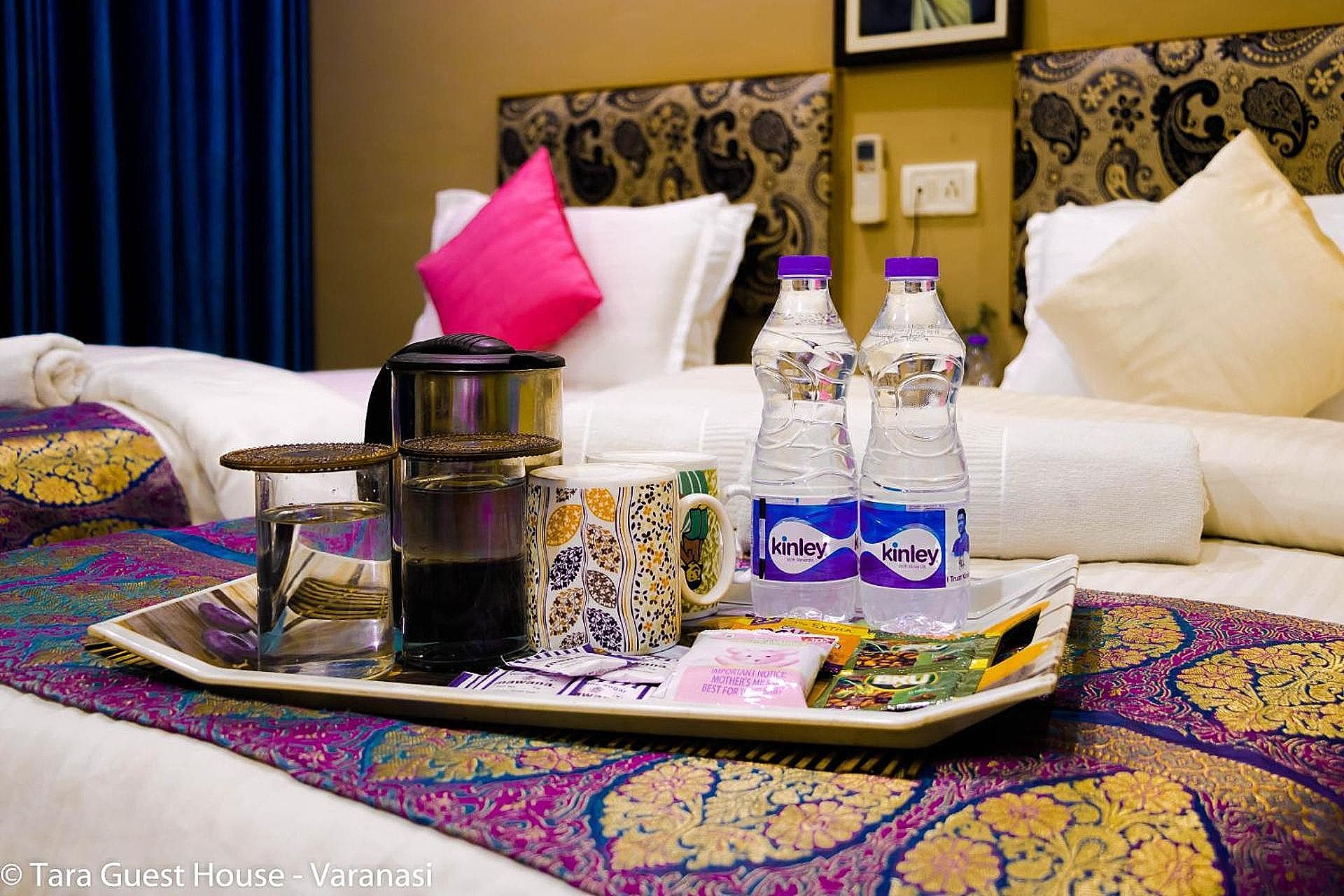 Tara Guest House Superior Twin Room City View and one way complimentary airport pick up 8