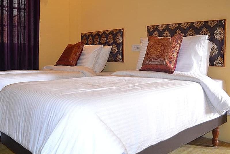 Female Traveler room (with special inclusions)