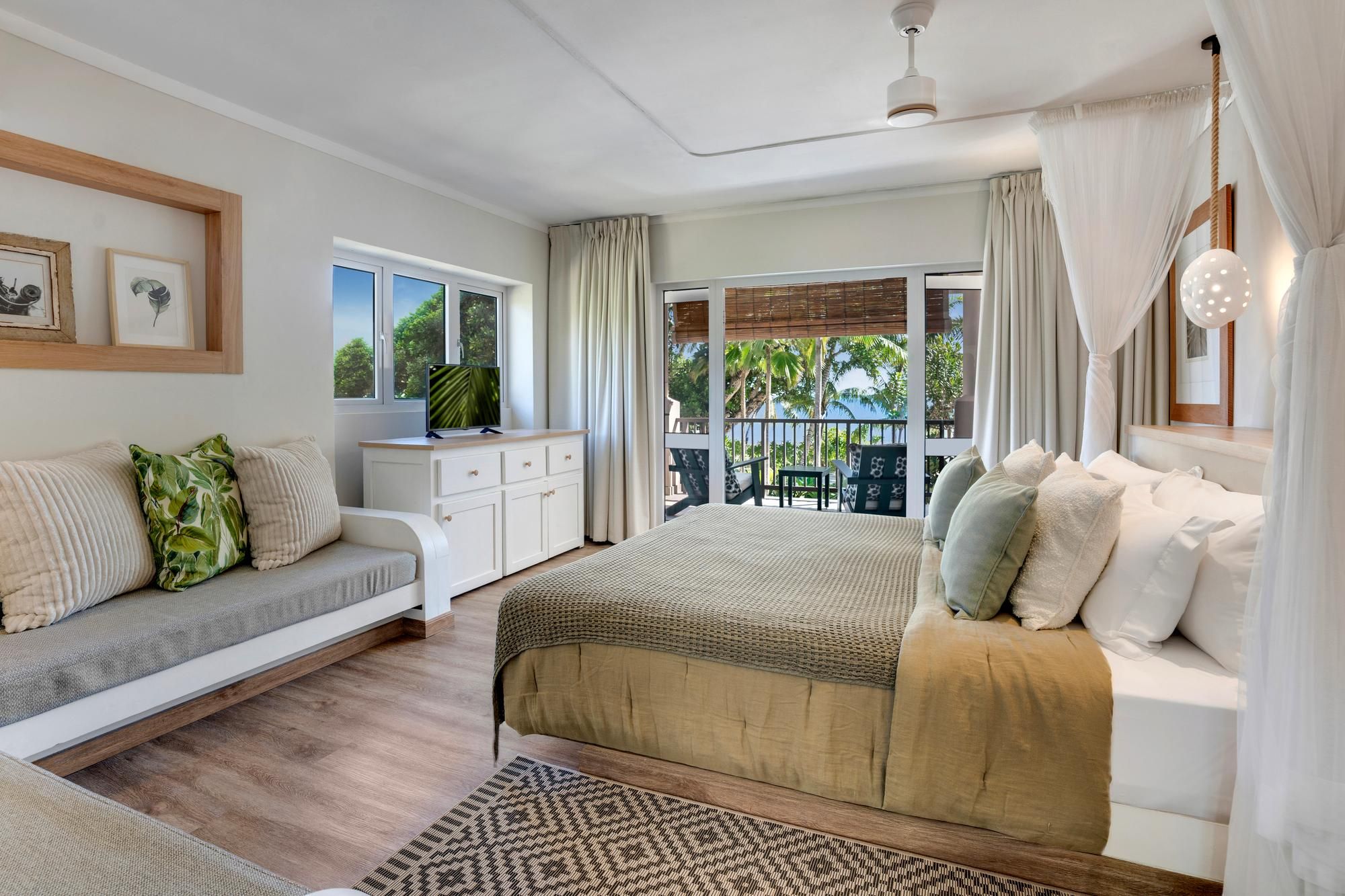 undefined Indian Ocean Lodge 10