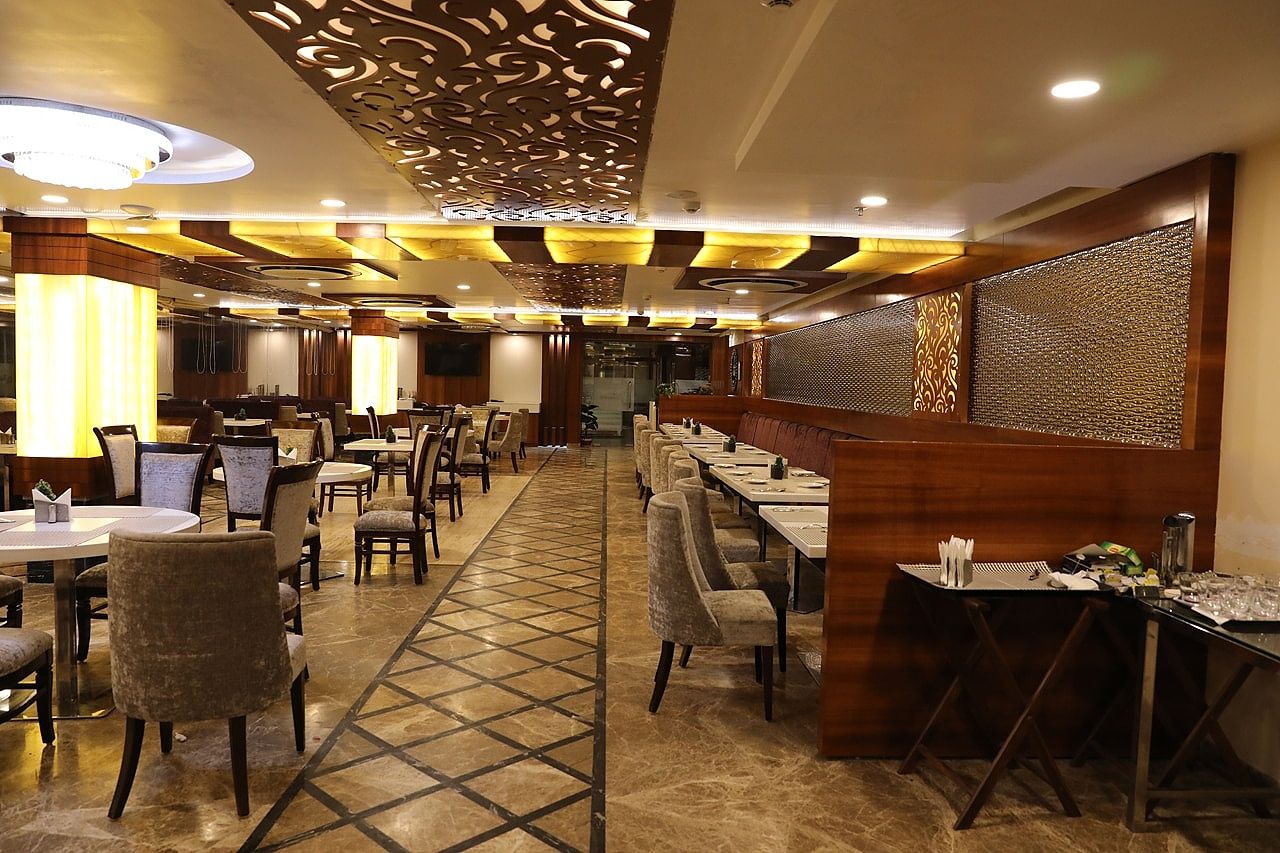 Food & Dining