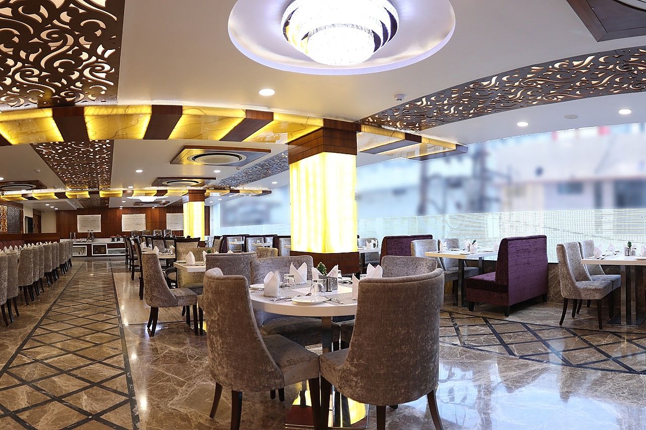 Food & Dining