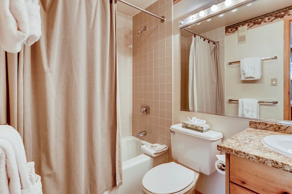 Simba Run Condos 2Bed 2Bath Deluxe Condo, 2 Bedrooms 11