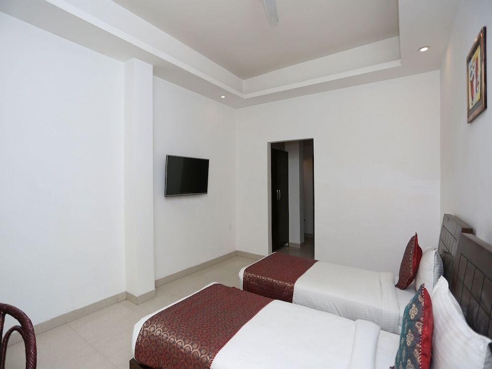 OYO 5474 Hotel Aries Double or Twin Room 21