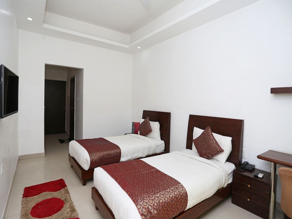 OYO 5474 Hotel Aries Double or Twin Room 6