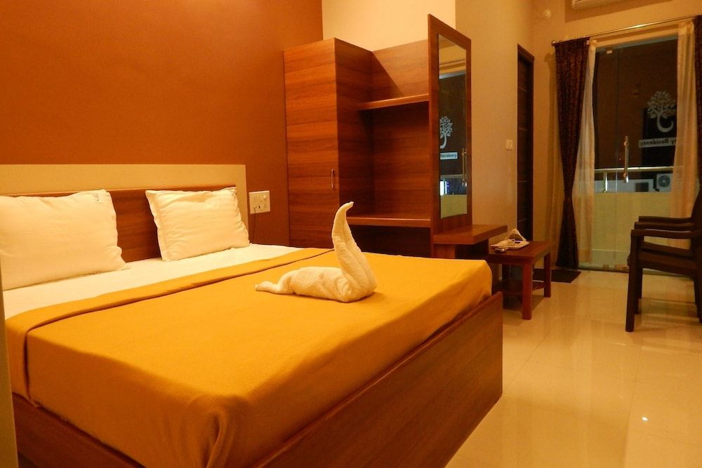 Standard Room, 1 Double Bed, City View