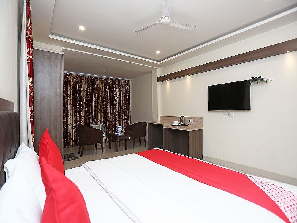 OYO 2257 Hotel MM Continental Standard Room 13