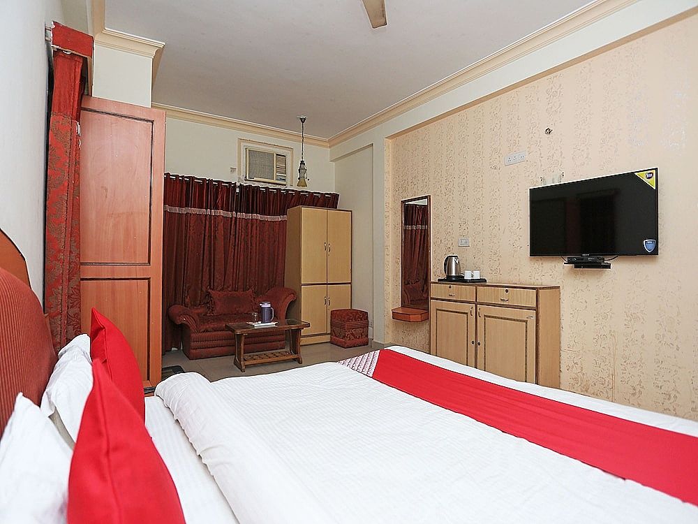 OYO 2257 Hotel MM Continental Standard Room 11