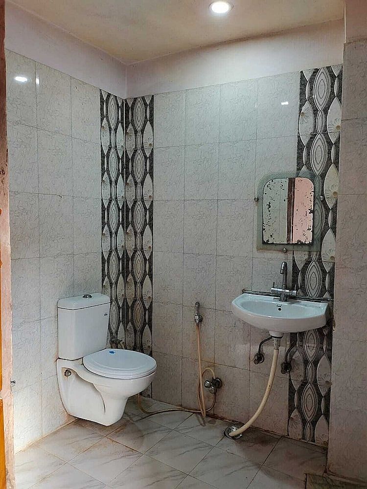 Hotel Shivratri Guest House Standard Twin Room 4