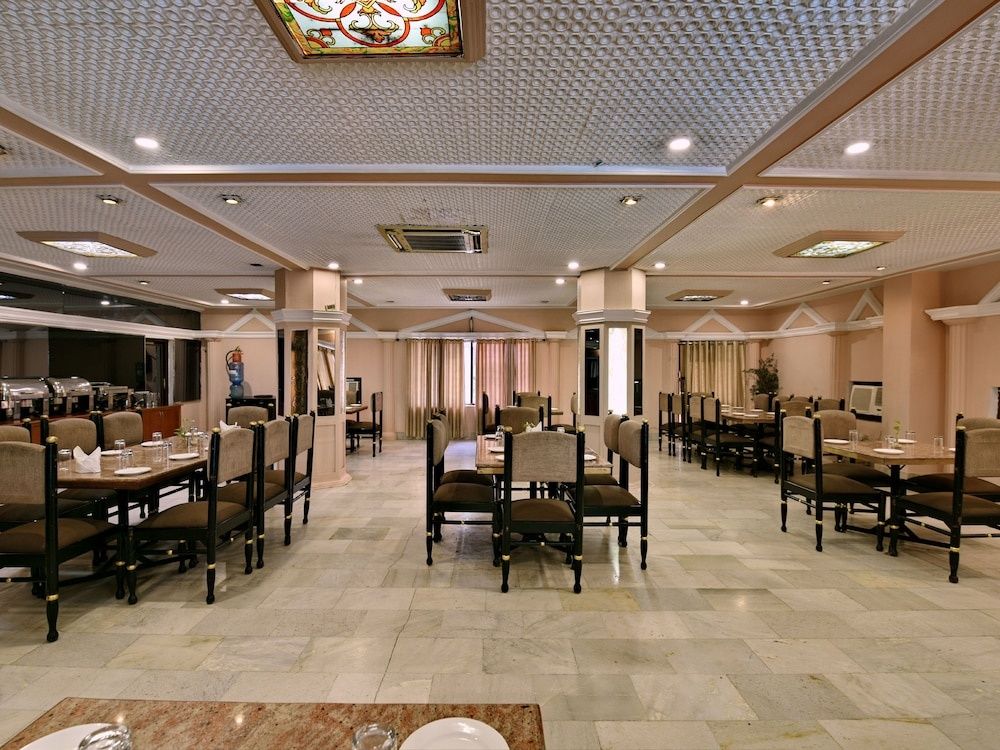 undefined OYO 10706 Hotel Siddhartha 4