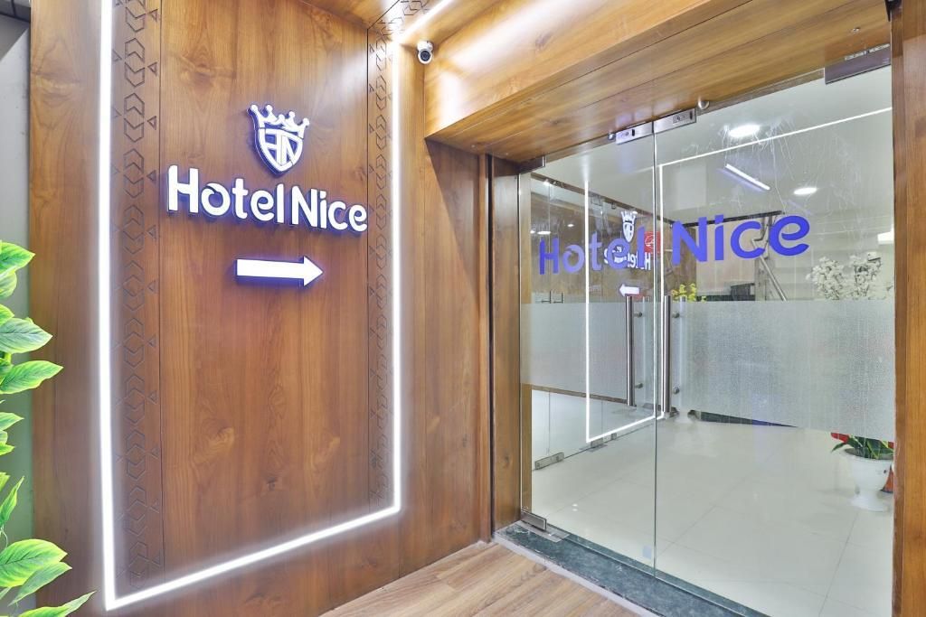 undefined Hotel Nice 7