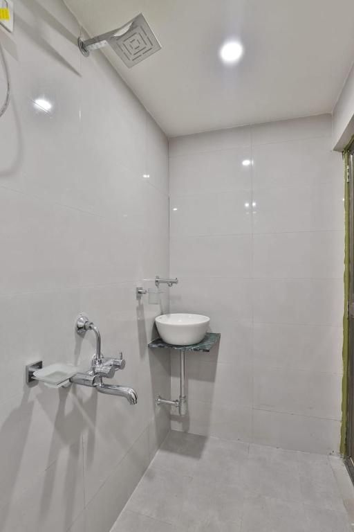 undefined Hotel Nice 9