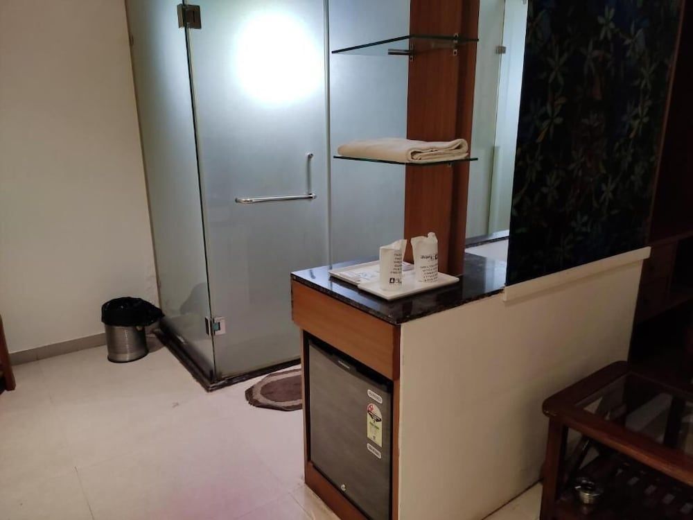 Vintage Hotel Premium Room, 1 King Bed 13