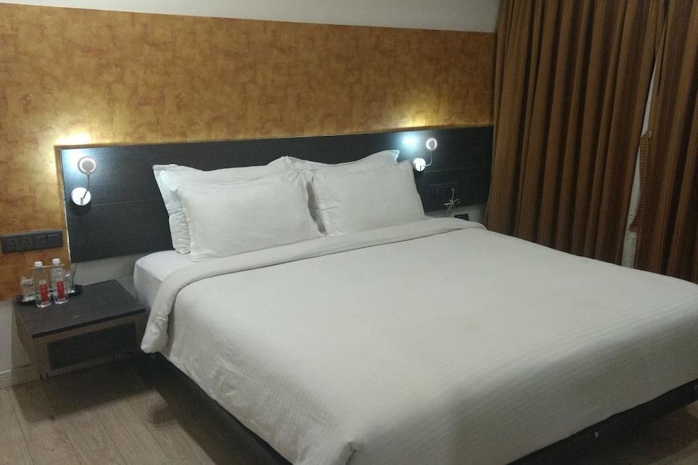 undefined Tansha Comfort Regency 8