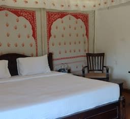 Champaner Heritage Resort Royal Tent 3