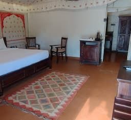 Champaner Heritage Resort Royal Tent 4