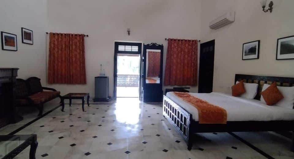 Champaner Heritage Resort Heritage Suite Room 5