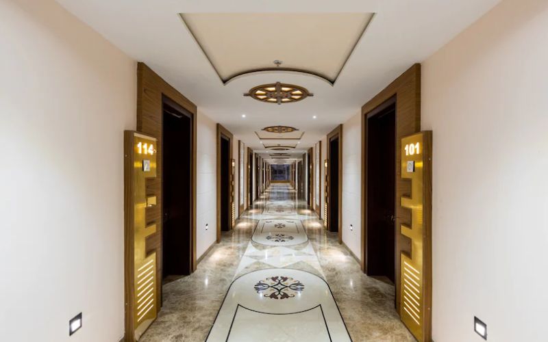 undefined Hotel President 5