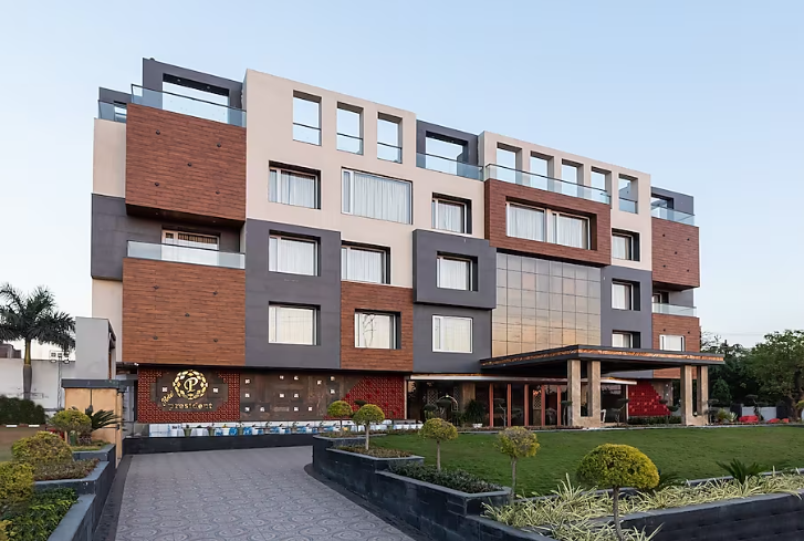 undefined Hotel President 6