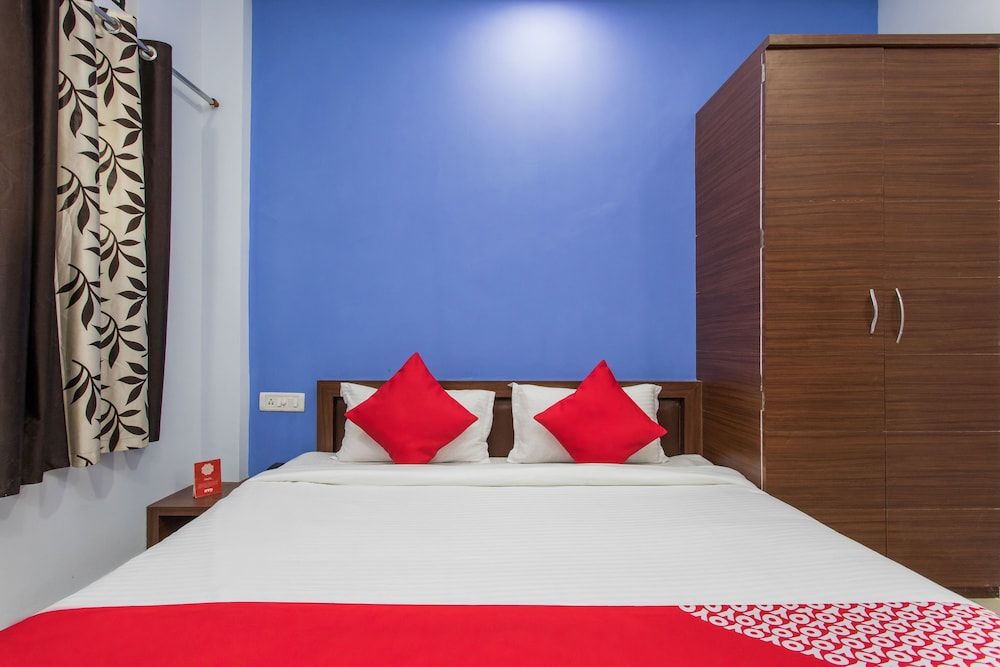 undefined OYO 17161 Hotel Mahalaxmi 7