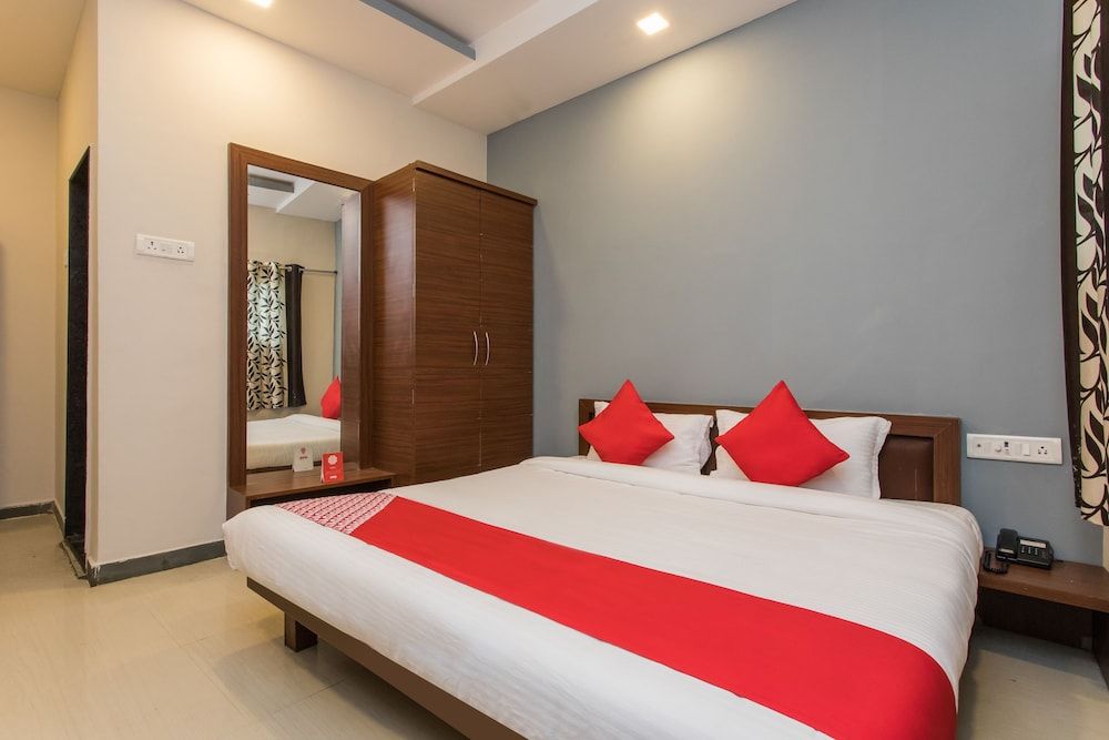 undefined OYO 17161 Hotel Mahalaxmi 8