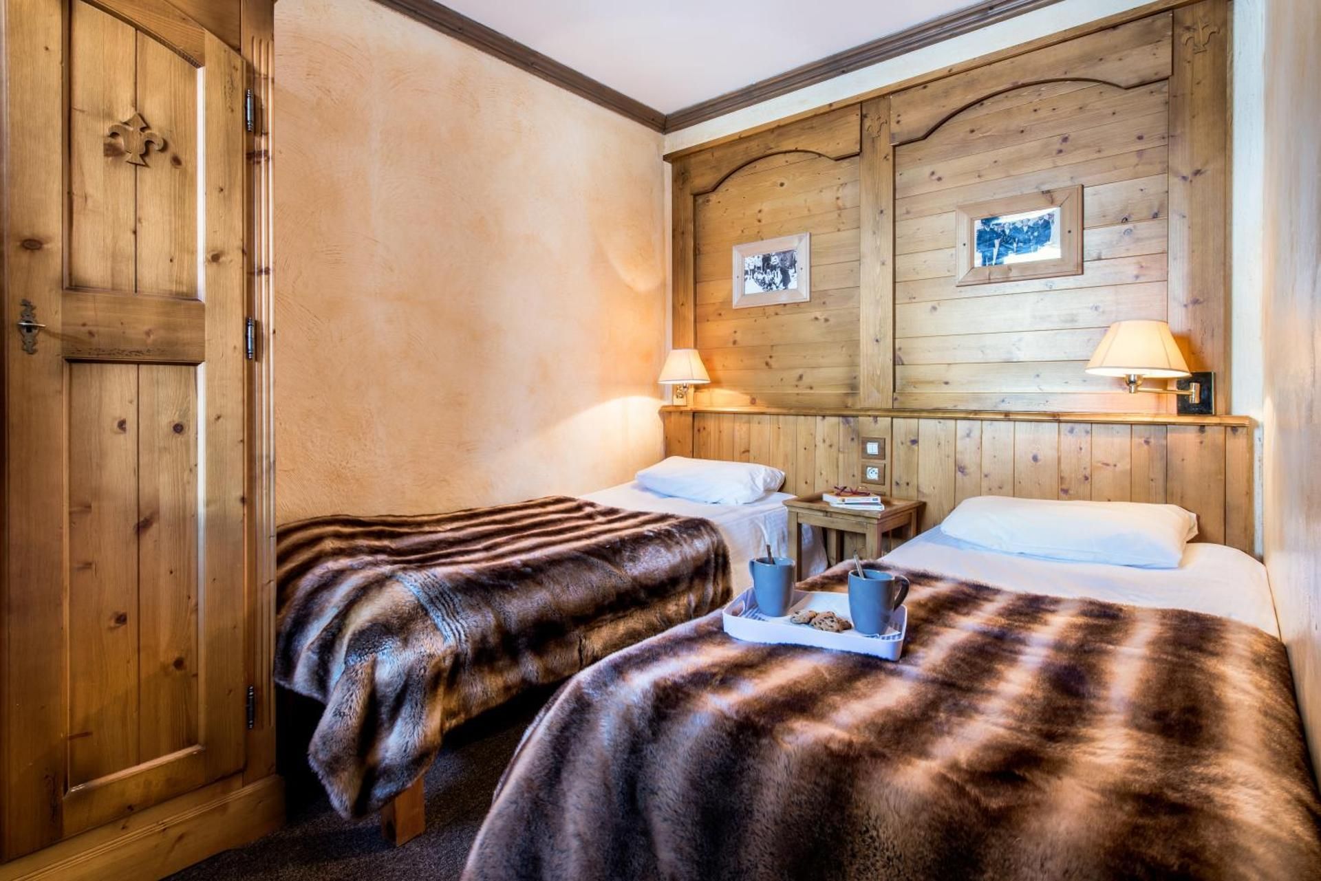 Two-Bedroom Apartment with Sofa Bed