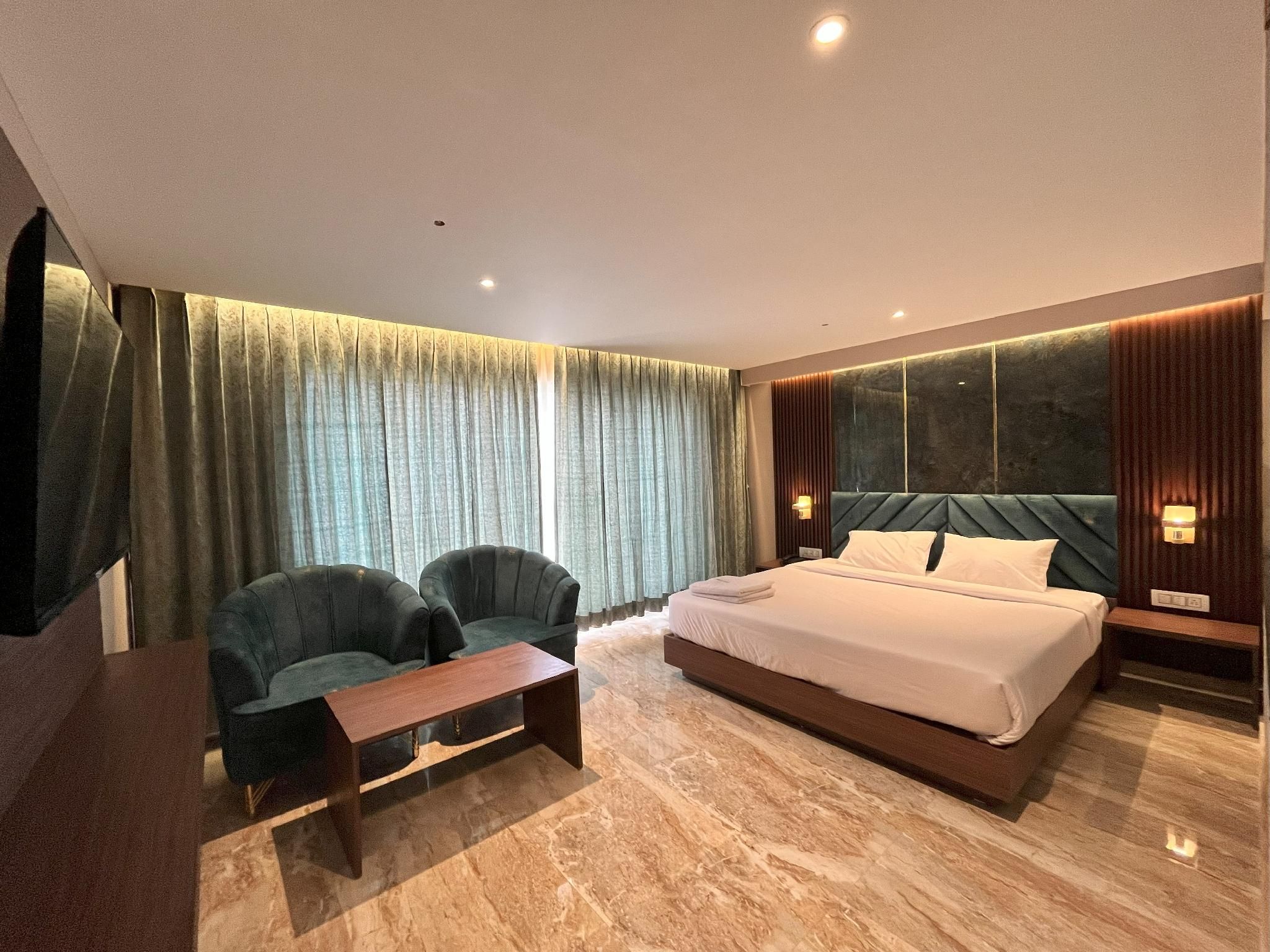 Deluxe Room with View