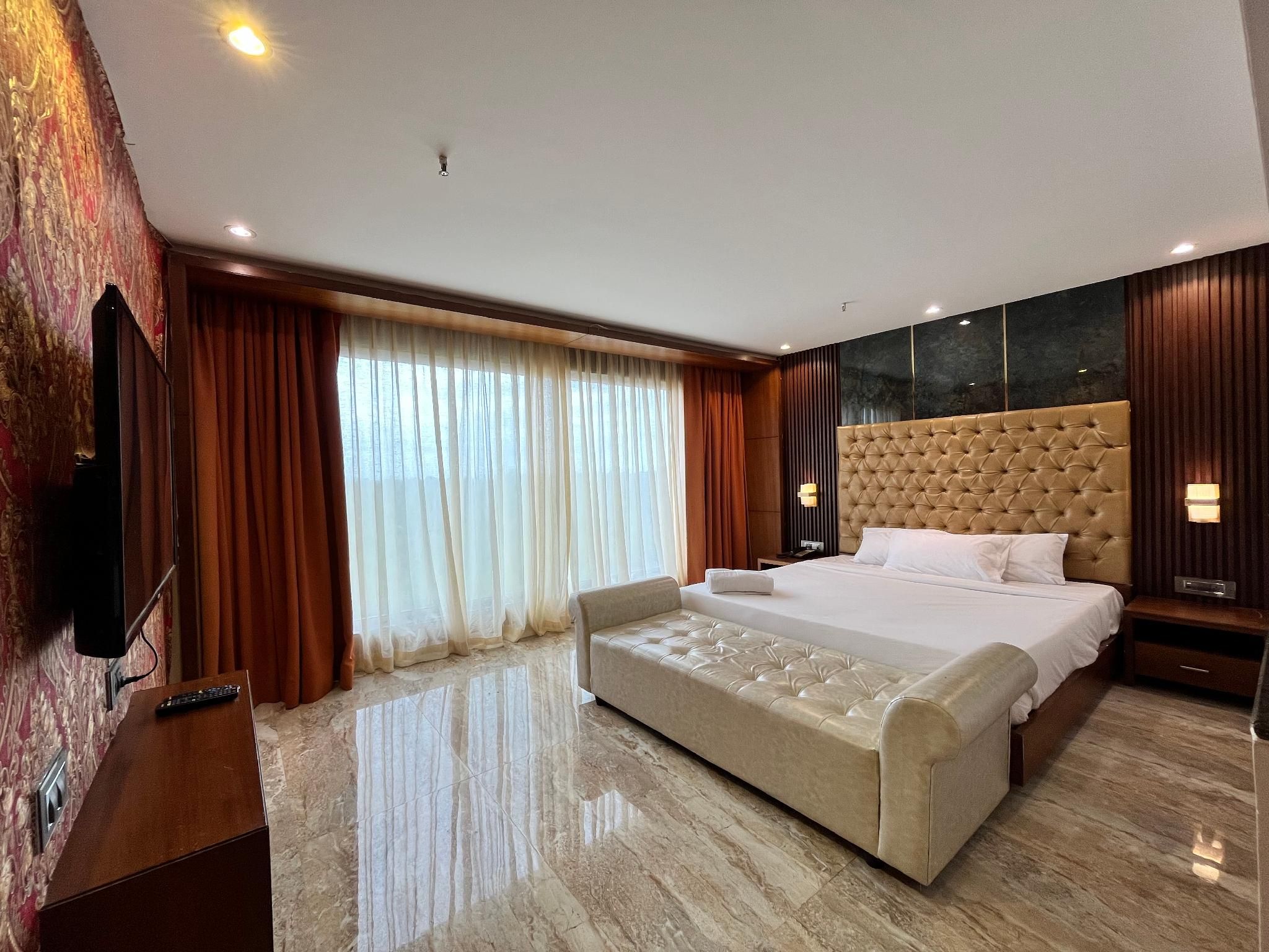 Premium Room with Bathtub