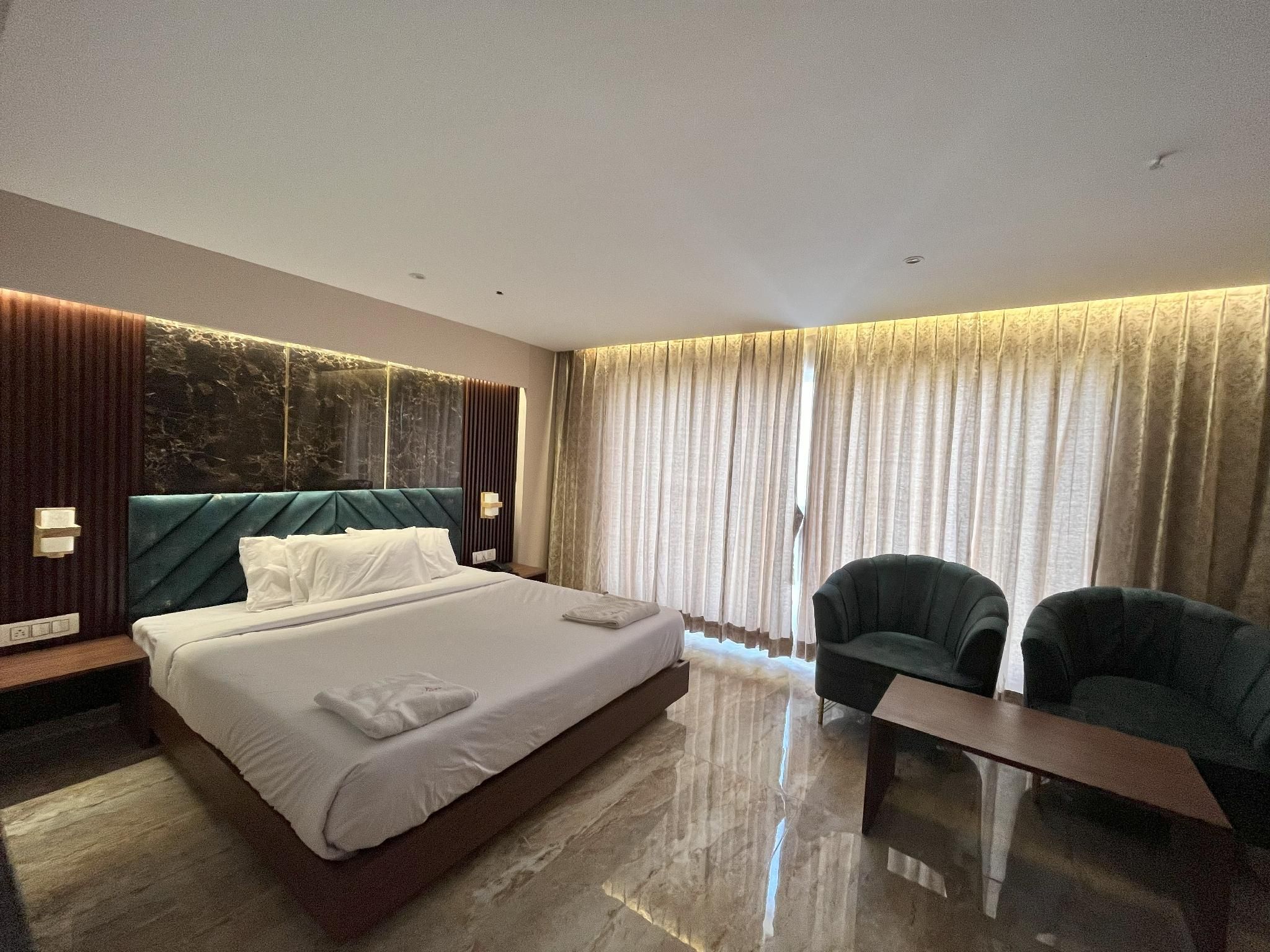 Deluxe Room with View