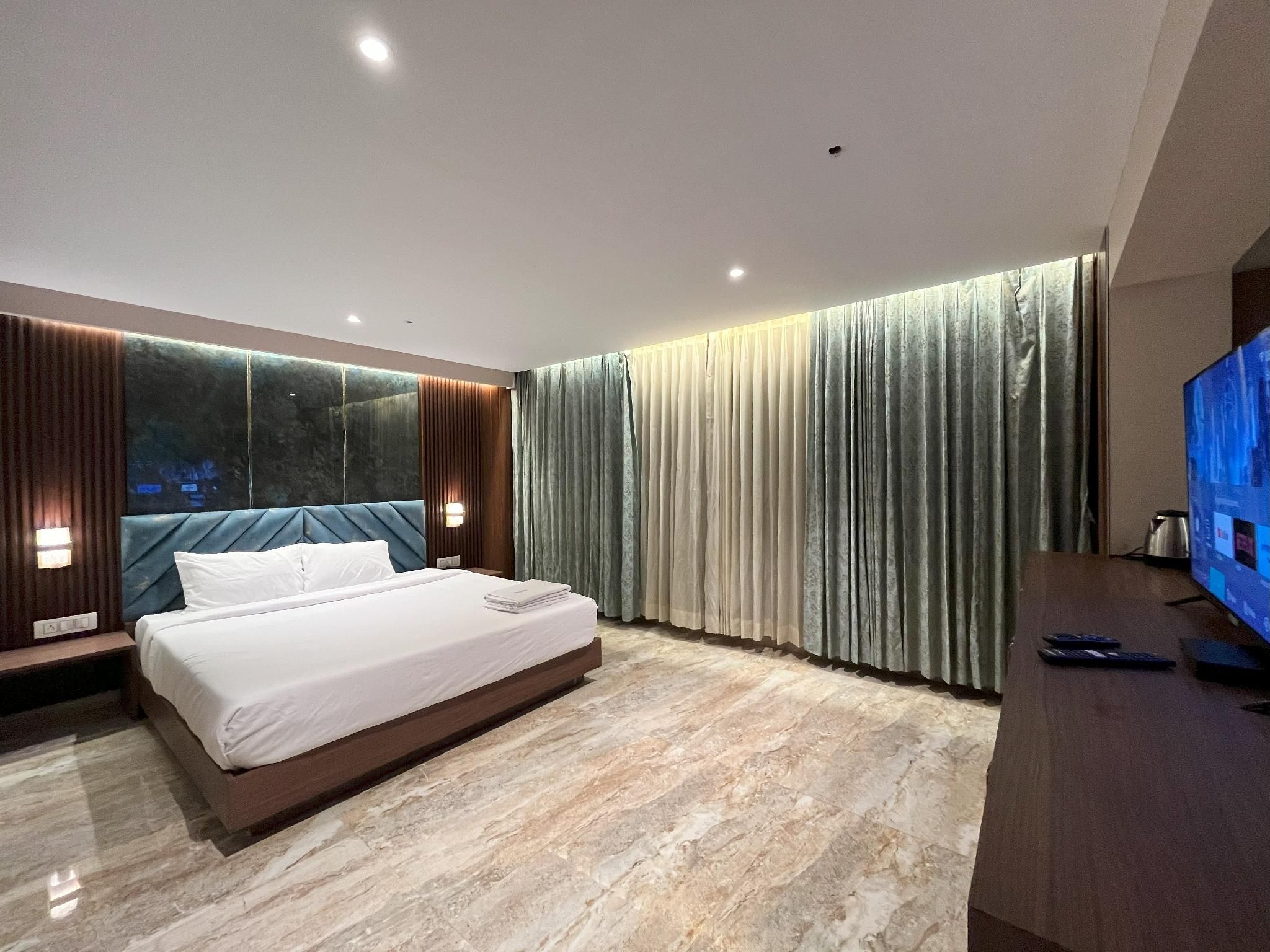 Premium Room with View