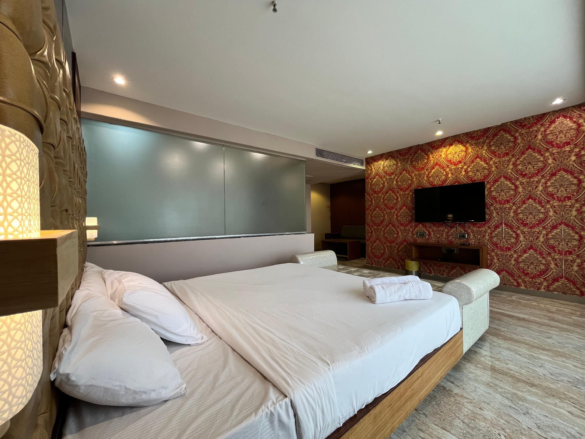 Premium Room with Bathtub